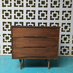 Mid Century Drawer Chest