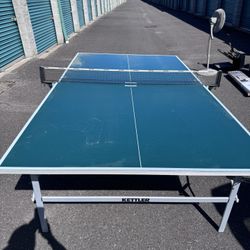 Ping Pong Table 