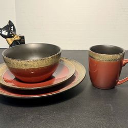 Mikasa Gourmet Basics Calder Red Dinnerware Set For 4 Original Box NEW