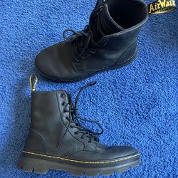 Sz 8 men /9 women dr martens combs tech leather boots