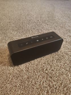 Black web Bluetooth speaker
