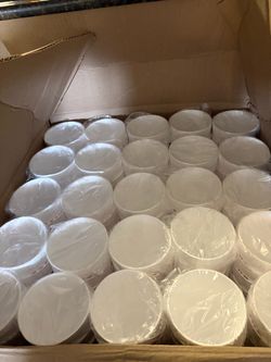400 Plastic Containers