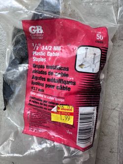 Gardner Bender 1/2" plastic cable staples