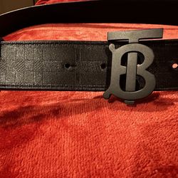 Men’s Burberry belt Size 40/100 Black On Black