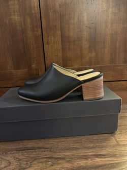 New With Box Nisolo Heels Size 6 1/2