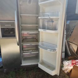Nice COLD & FREEZING Refrigerator!!