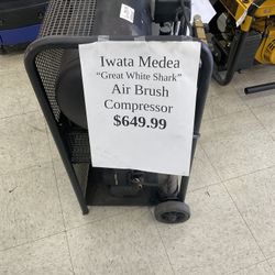 Great White Shark Air Brush Compressor