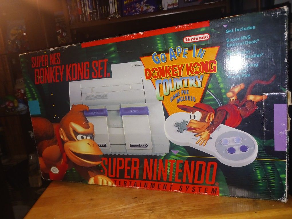 Super Nintendo Donkey Kong Set