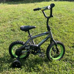 Bike With Training Wheels And Basket 