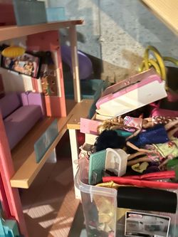 Barbie Dream House with Barbie’s