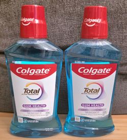 (2) Colgate Total Gum Health Antigingivitis Mouthwash, Alcohol Free, Clean Mint, 500 mL