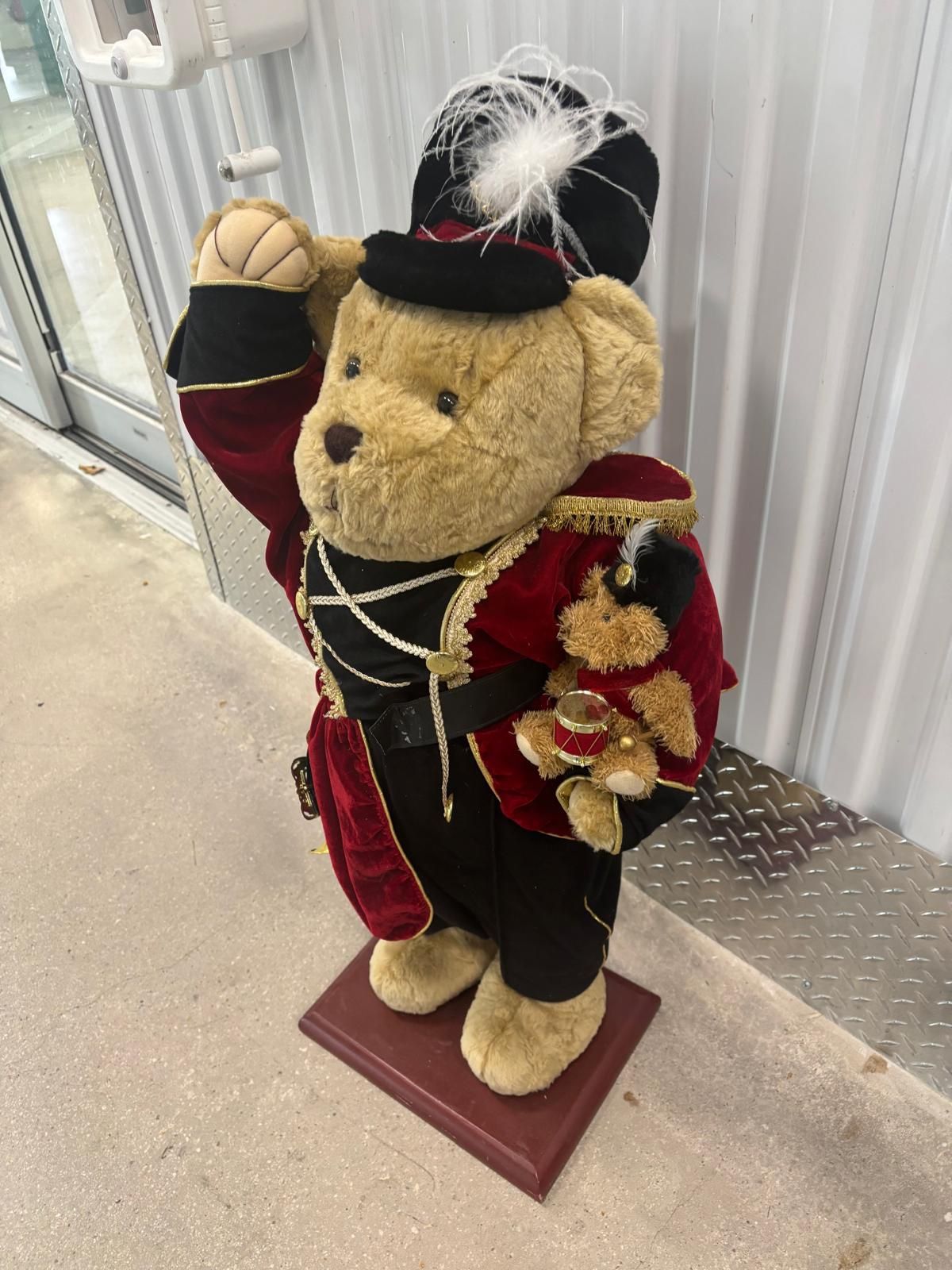 36” standing  Giant soft Teddy bear Christmas decoration $80