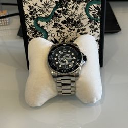 Swiss Dive Watch; Gucci