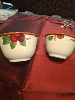 2 Have 2 Franciscan Vintage Bowls 1- 9in n 1- 7.5