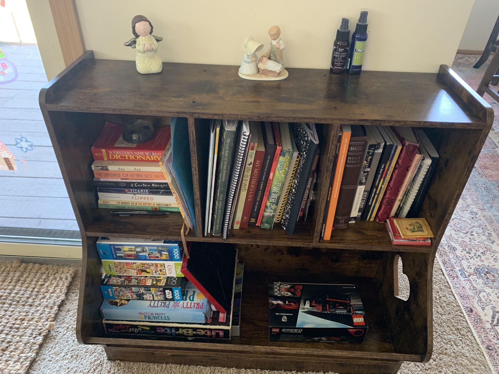Lerliuo Toddler Book Shelves with Toy Storage.