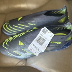 Adidas Laceless Predator FG 