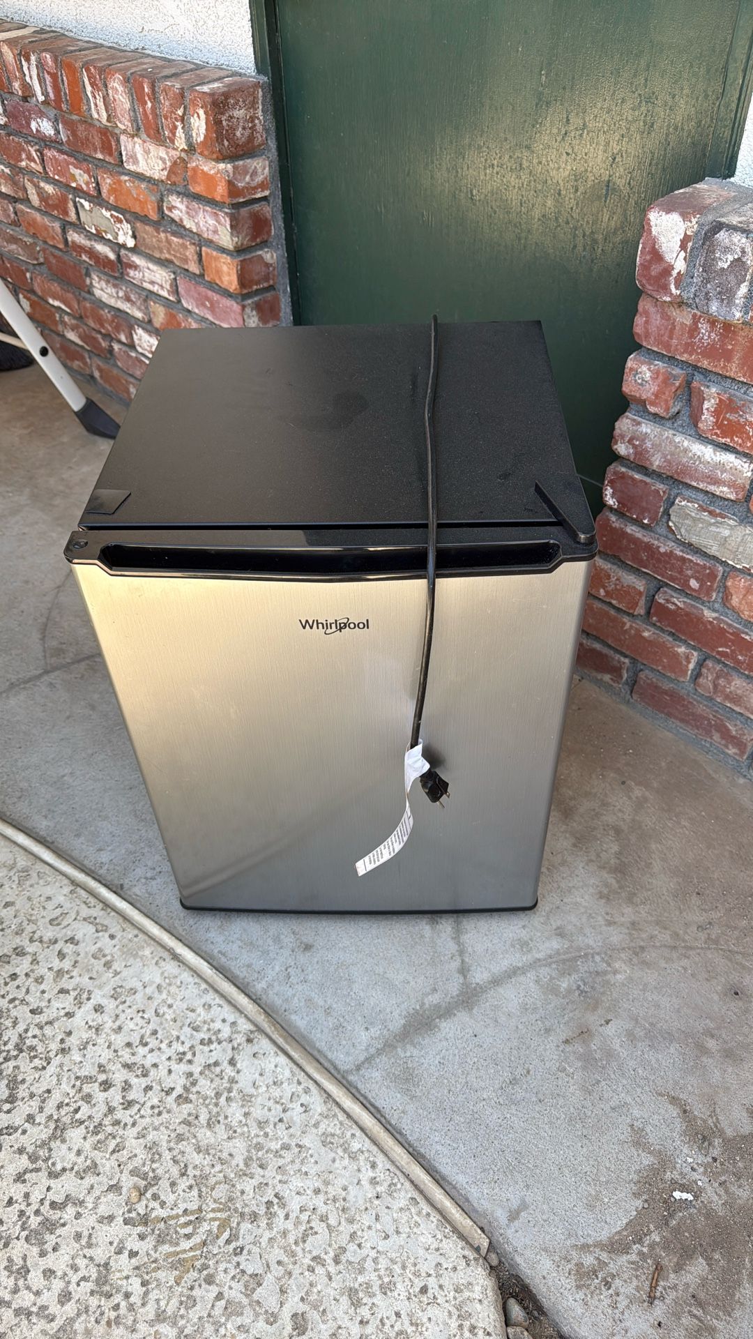 Mini Fridge With Freezer