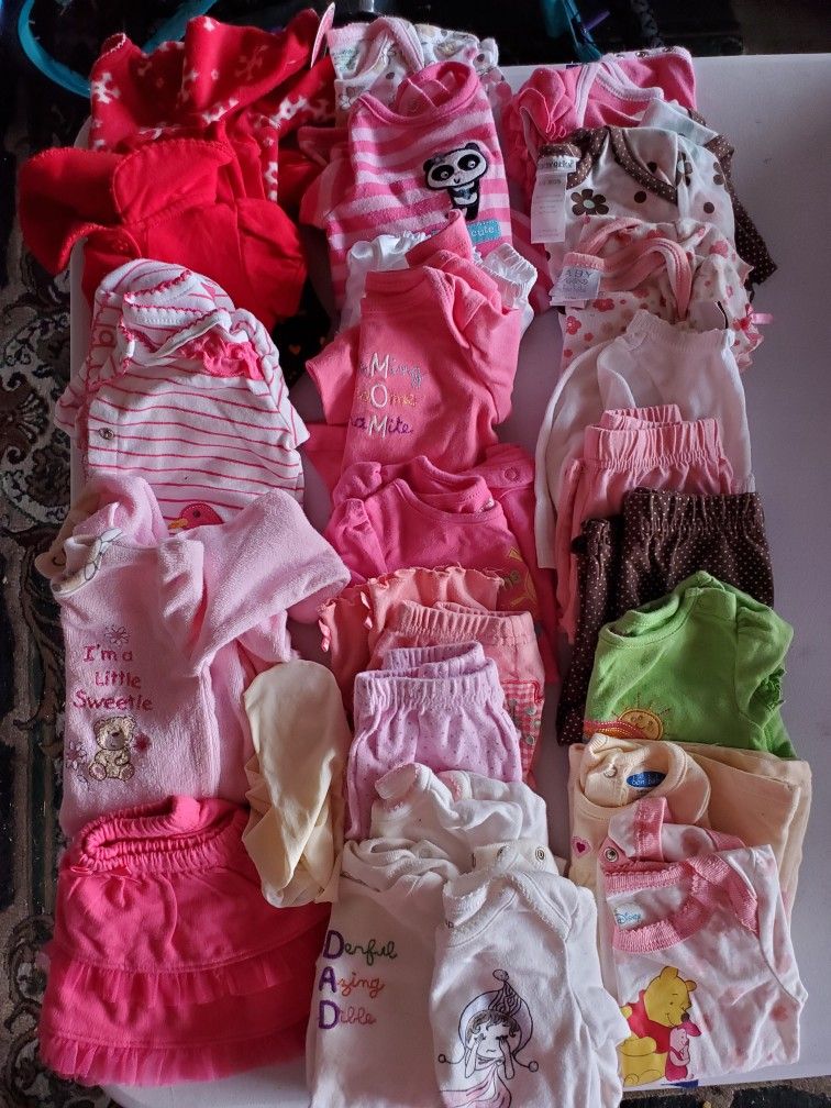 23 Pcs Girls Lot 0-3 Months