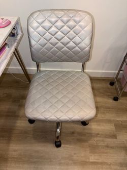 Holographic Desk Chair