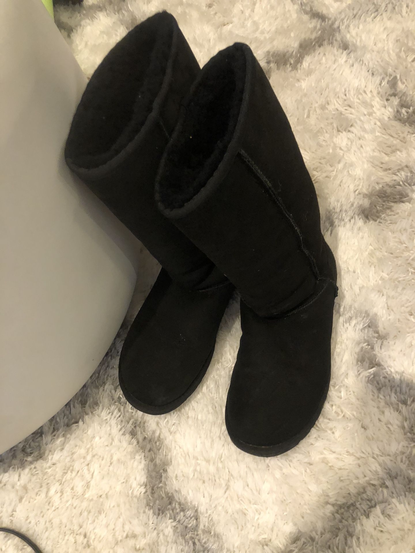 Ugg Women’s Boots Size 9 Real ( Tall Ones )