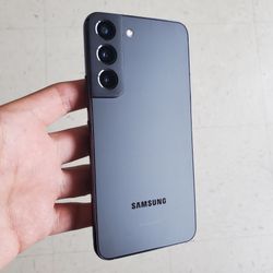 Samsung Galaxy s22 Plus Unlocked for any carrier Liberado para cualquier Compañía o país