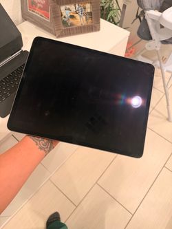 Apple iPad Air with Magic Keyboard and Pen