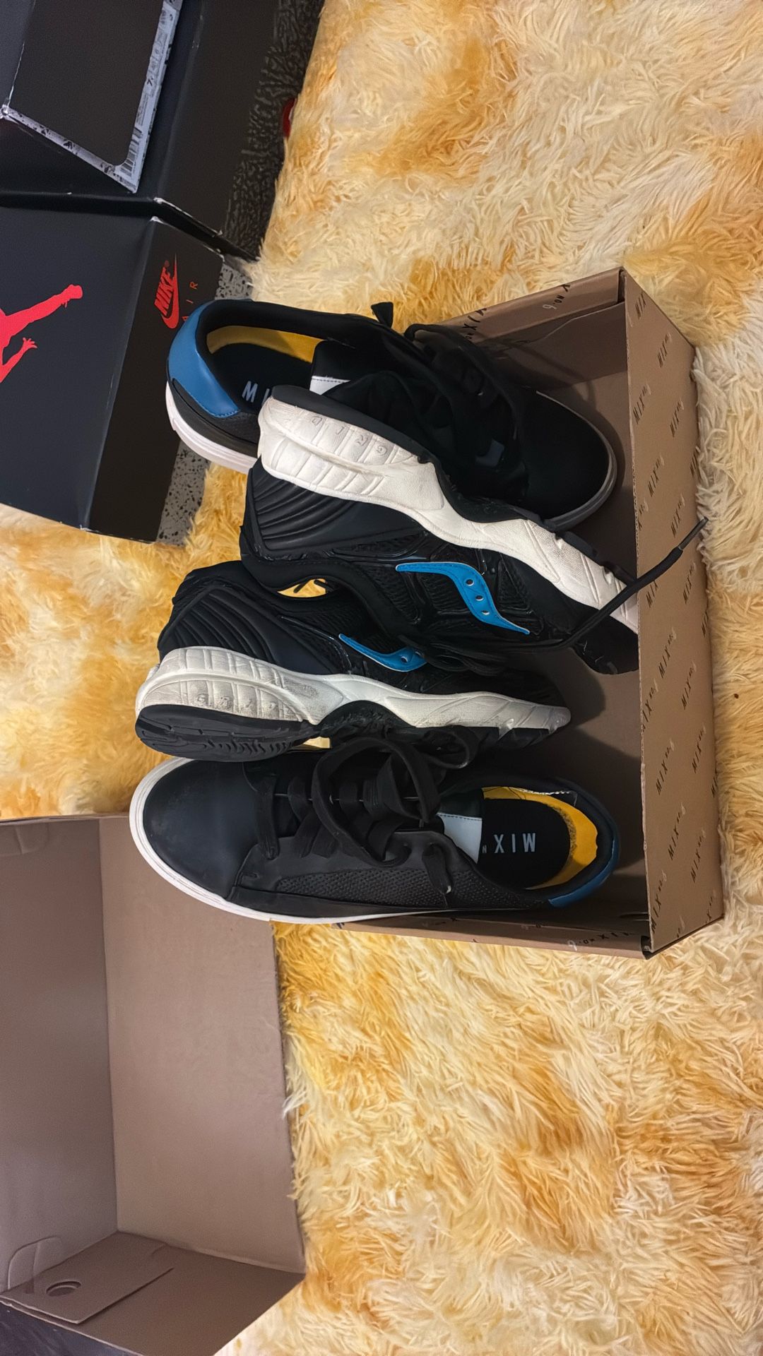 Saucony &Mix No.6 Black 2for1