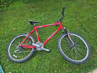 Track bicycle