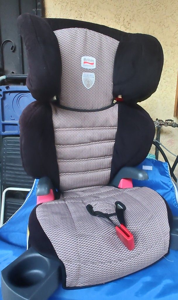 BRITAX TODDLER BOOSTER SEAT