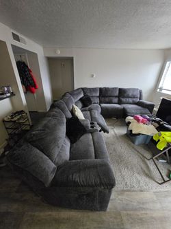 3 piece couch with power adjusters