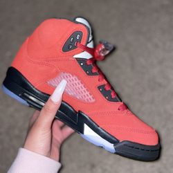 Air Jordan 5 Retro Size 4.5Y