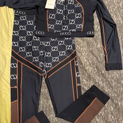 GG Yoga Outfit