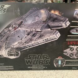 Millennium Falcon 