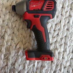 Milwaukee M18 1/4” Hex Impact Driver
