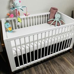 Baby crib