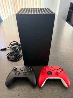 Xbox series X 1TB + 2 controllers