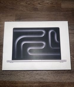14” Apple MacBook Pro m4 chip 16gb 512gb