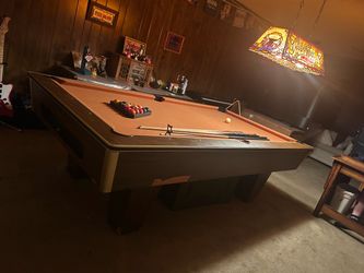 Pool table