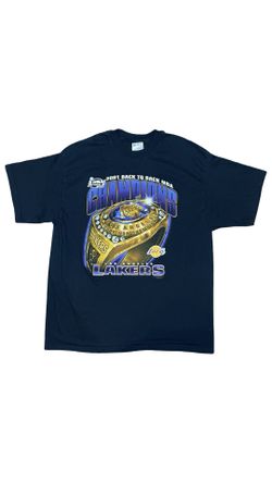 Vintage Y2K NBA Los Angeles Lakers Basketball 2001 Back to Back Champions Ring Tee Shirt