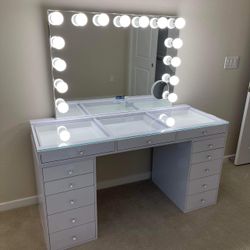 Vanity With Bluetooth Mirror 