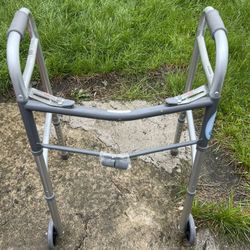 Commode & Walker