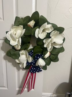 Wreath - yes it is available.