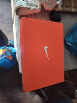 Nike Softball 8.5