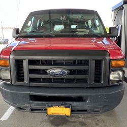 2010 Ford E-350