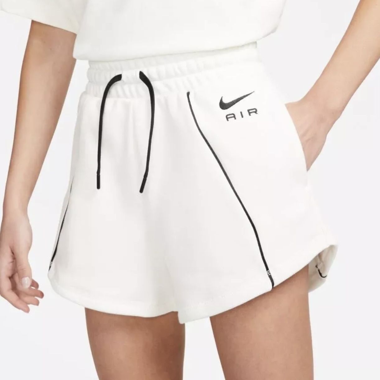 Nike Air Max High Rise Fleece Shorts Women's L White Black Loose Fit DQ6565-133