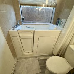 Walk In Jacuzzi Tub