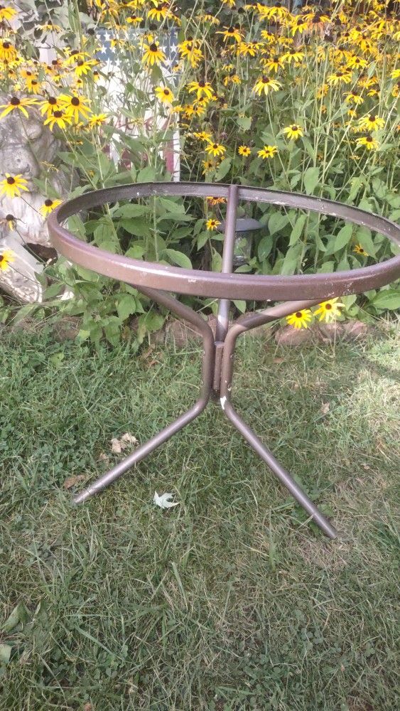 Metal Table, Needs Glass