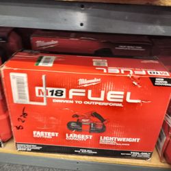 MILWAUKEE M18 FUEL COMPACT BAND SAW ( TOOL ONLY )