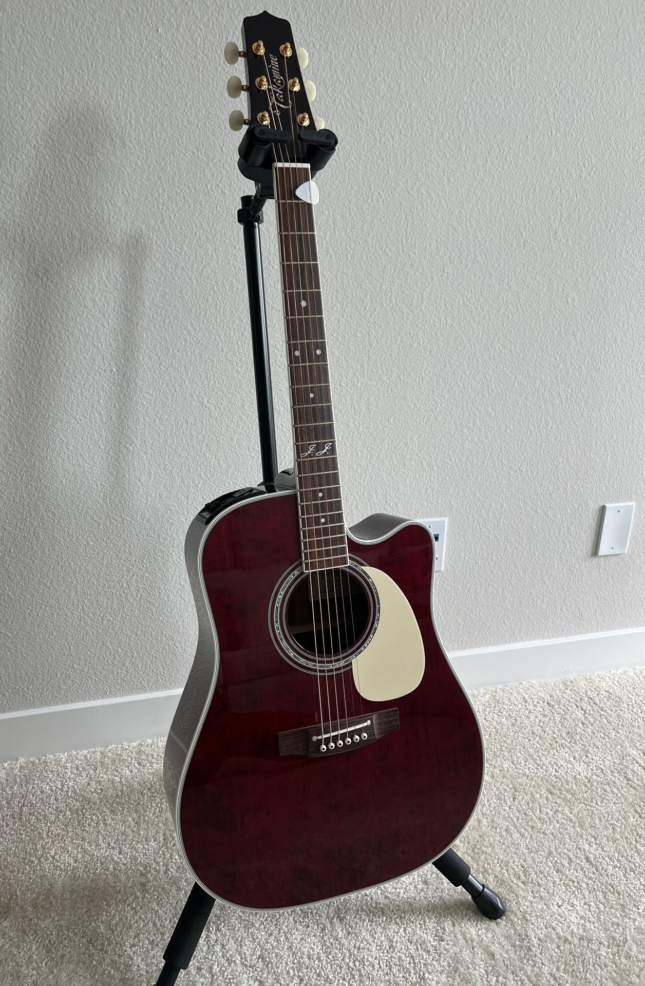  Takamine JJ325SRC “John Jorgensen” Signature Acoustic-Electric 6-String Guitar