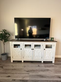 TV Stand Entertainment Center